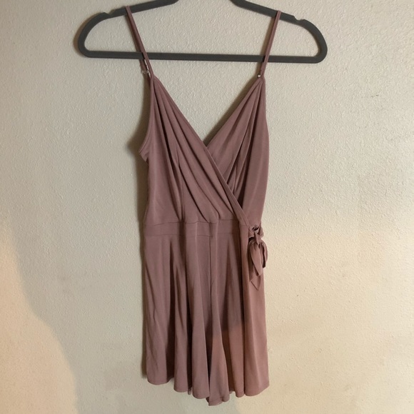 NWT Abercrombie & Fitch Pink Wrap Front Romper - Picture 2 of 5